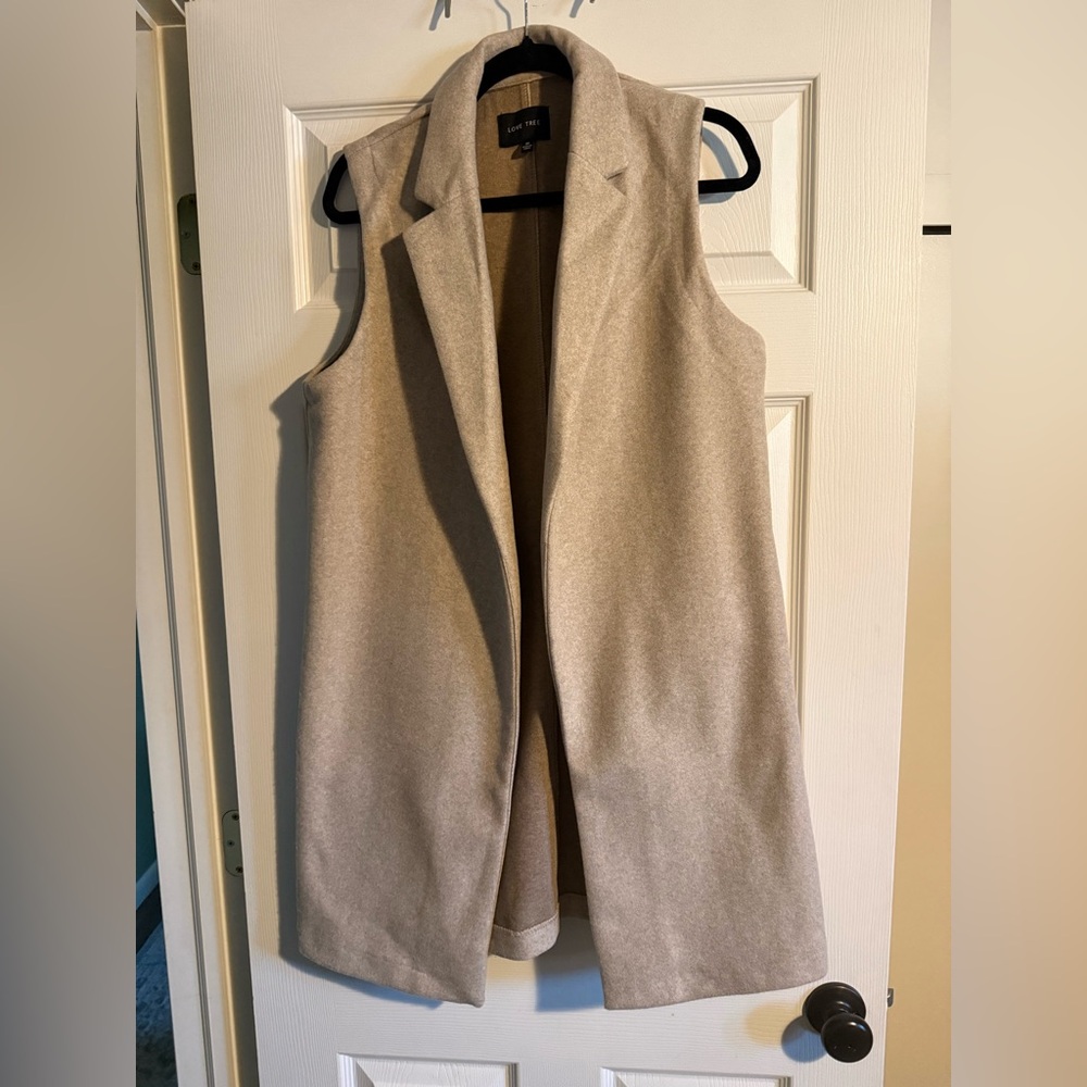 Love Tree Tan Sleeveless Coat